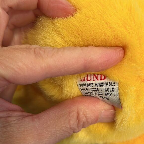 Vintage Gund Victoria's Secret yellow gold bear plush stuffed animal 1992 - Picture 7 of 9